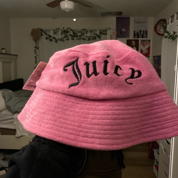 Forever 21 Accessories Juicy Couture Bucket Hat Poshmark
